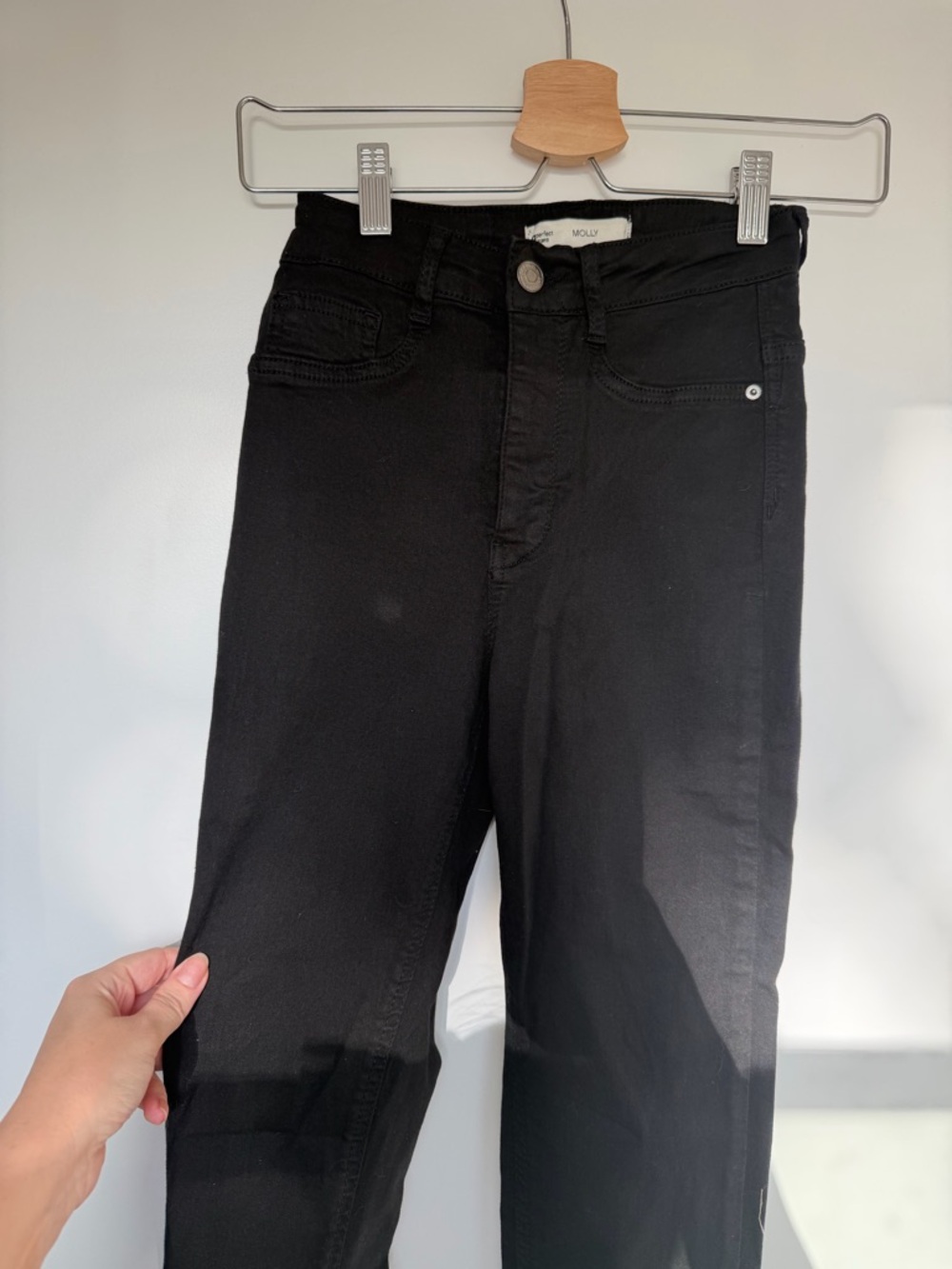 Women's Black High-Rise Jeans -
